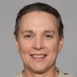 Liza Go's avatar